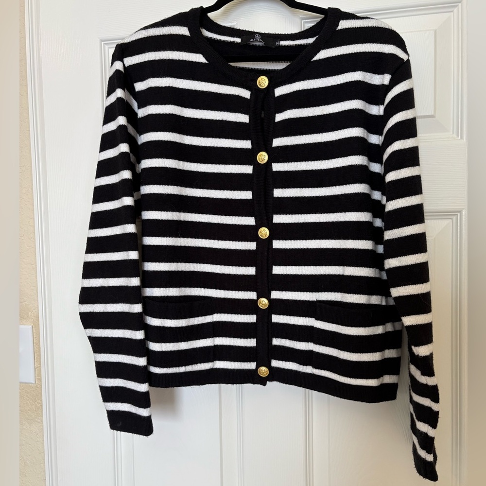 NWOT! Amazon Lullisory Black and White Striped Sweater